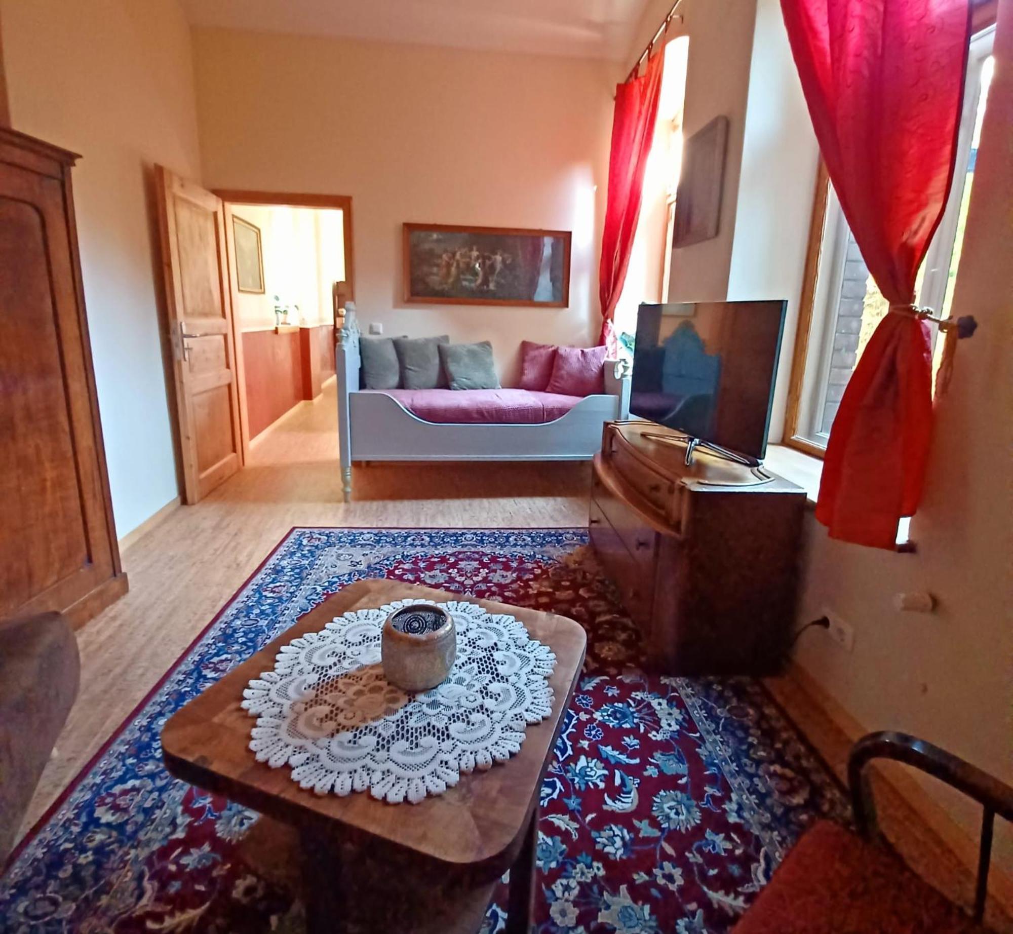 Ferienwohnung Antik 고타 외부 사진