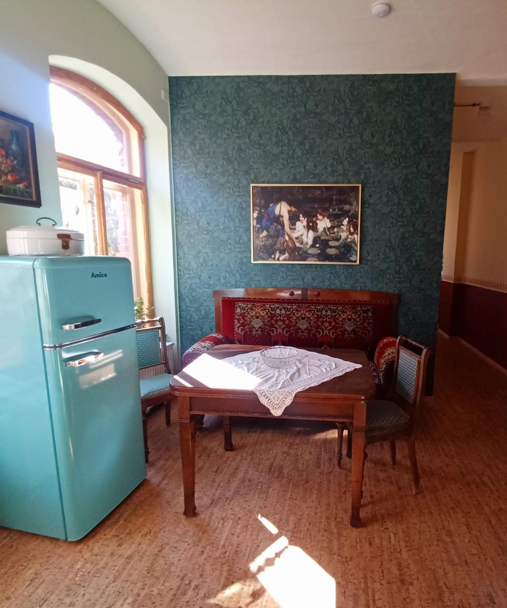 Ferienwohnung Antik 고타 외부 사진