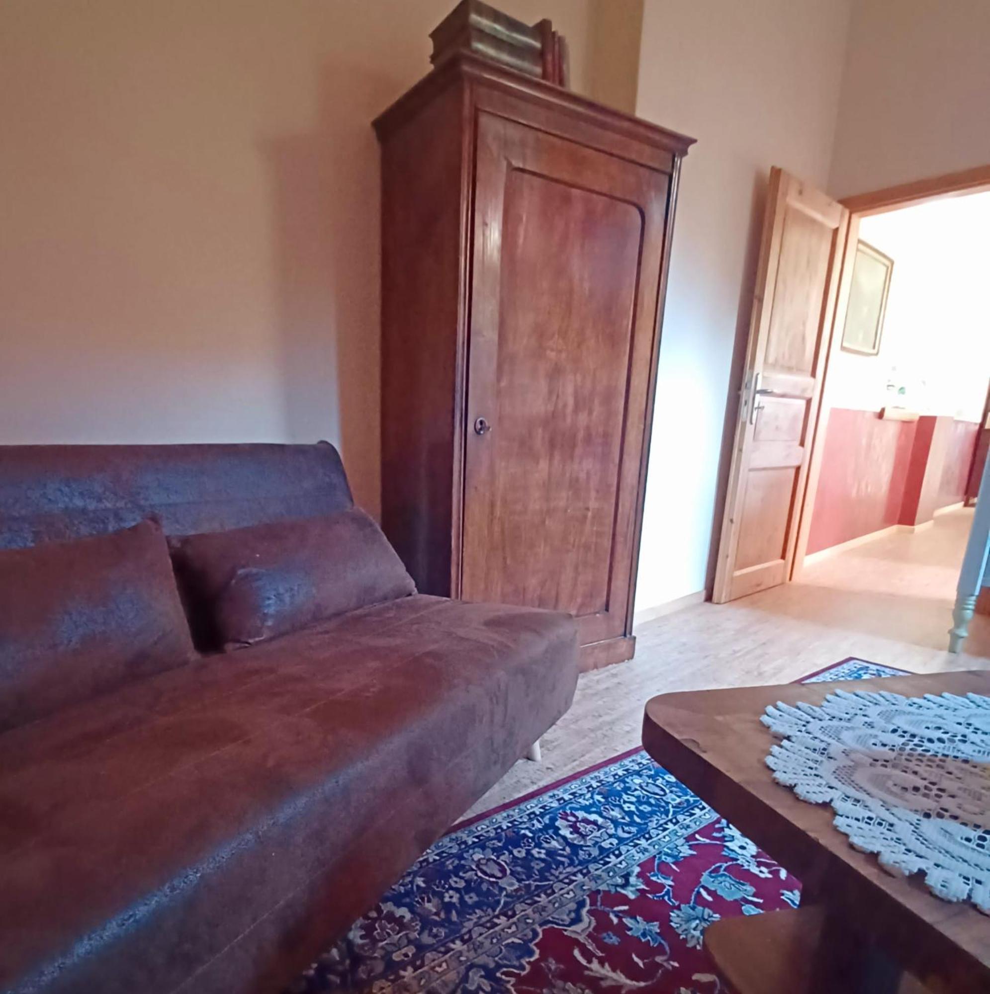 Ferienwohnung Antik 고타 외부 사진